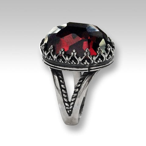 Crown Garnet ring