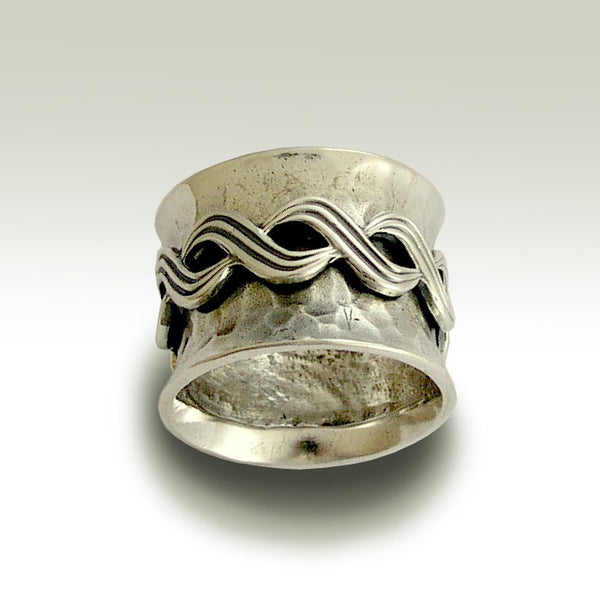 infinity knot ring, sterling silver ring,oxidized silver ring, silver band, eternity celtic ring, spinner ring - Nothing compares R1739B