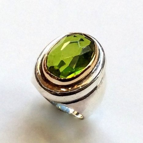 Peridot RING