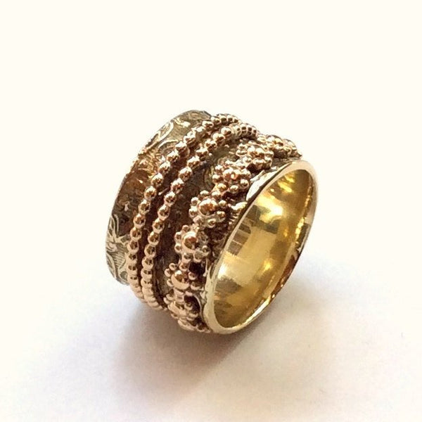 Spinner ring, wide band, Golden brass band, fidget ring with spinners, botanical ring, meditation ring, filigree ring  - Loving guy RK2361